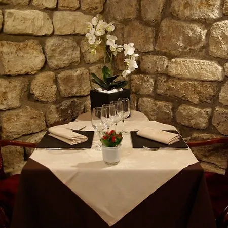 Hotell Le Ruisseau 3*