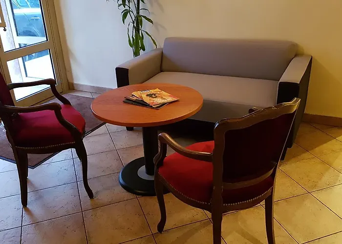 Le Ruisseau Hotel Saint-Mandé